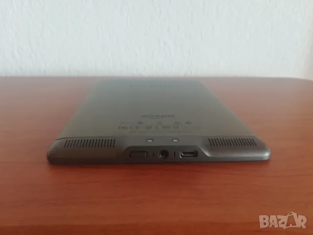Amazon Kindle Touch , снимка 4 - Електронни четци - 50172458