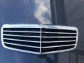 Решетка за W211 Facelift в безупречно състояние !!!, снимка 3