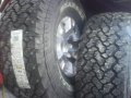 4 броя гуми General Graber AT2 33x12,50R15 LT с алуминиеви джанти 15"., снимка 2