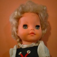 Колекционерска кукла народна носия ретро 32 см, снимка 9 - Колекции - 44106485