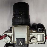 Фотоапарат Канон Canon Eos Elan II с обектив Sigma 3 броя светкавици и други аксесоари, снимка 6 - Фотоапарати - 43960057