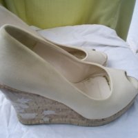 дамски обувки с висок ток, снимка 1 - Дамски ежедневни обувки - 38776459