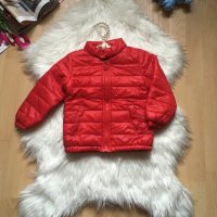 Червено яке, снимка 1 - Детски якета и елеци - 20696230