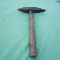 Немски чук за разбиване,дялане на камъни , снимка 1 - Други инструменти - 34896626