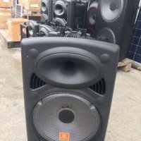 Нови MBA Караоке Колона F15 MBA LUX 3000w с 2 микрофона ,акумулатор, Bluetooth и FM, снимка 2 - Тонколони - 37514806