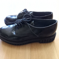Черни дамски,естествена кожа, италиански обувки, снимка 2 - Дамски ежедневни обувки - 36387928