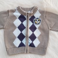 Бебешка жилетка H&M Мики Маус, дънки и боди 0-3 месеца , снимка 2 - Комплекти за бебе - 42956725