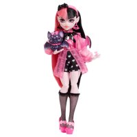 Оригинална кукла Monster High™ Draculaura с домашен любимец прилеп и аксесоари / Дракулора , снимка 3 - Кукли - 43166824