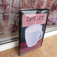 Метална табела кафе лате Caffe Latte с мляко чаша порцелан, снимка 2 - Декорация за дома - 43107482