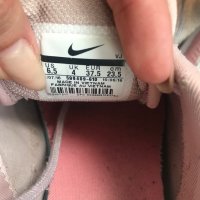 Дамски маратонки Nike, снимка 4 - Маратонки - 43953302