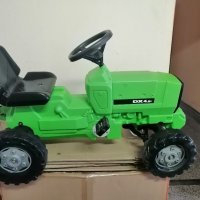 Трактор с педали детска играчка, снимка 1 - Коли, камиони, мотори, писти - 38133713