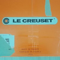 Чугунен тиган Le Creuset с дървена дръжка, 26 см, снимка 3 - Съдове за готвене - 37536443