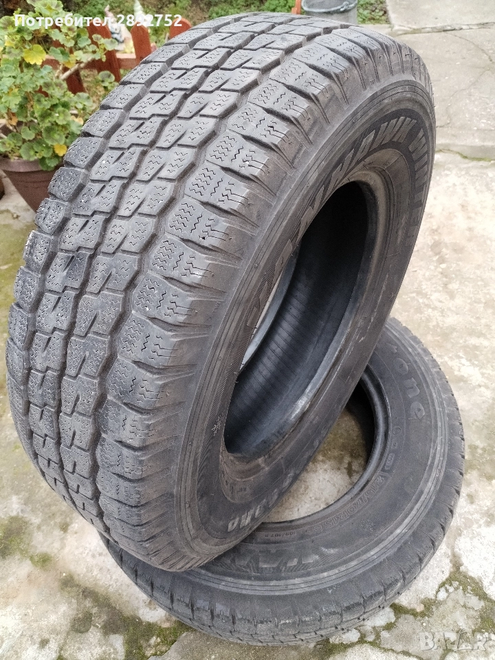 Зимни ❄️ бусови 215/70R15C , снимка 1