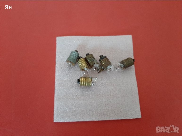 Малки Електрическа Крушки/Лампи -3.5V,Е9-6бр. , снимка 1