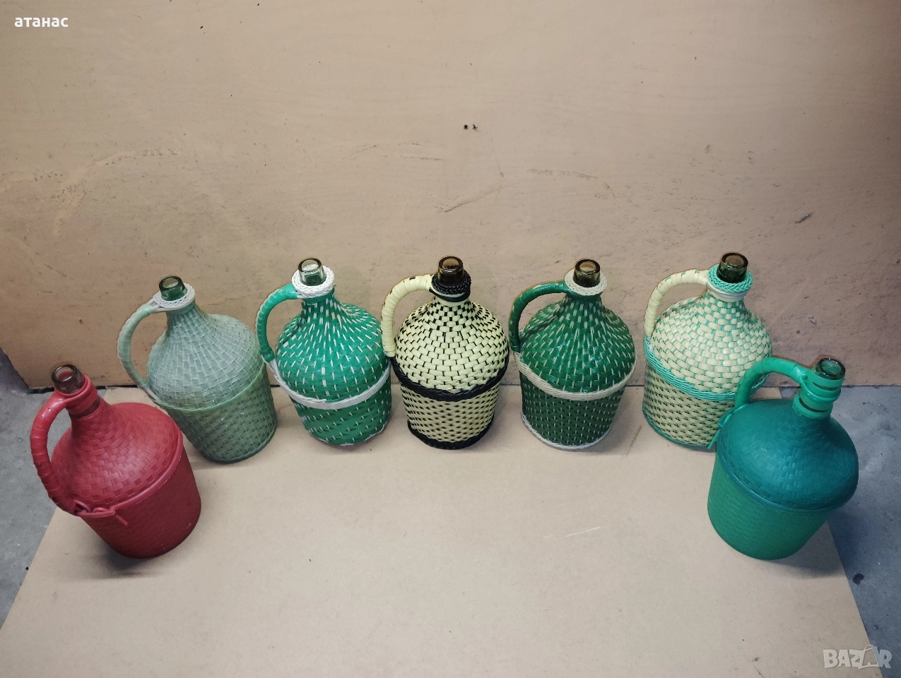 Стари стъклени дамаджани , снимка 1