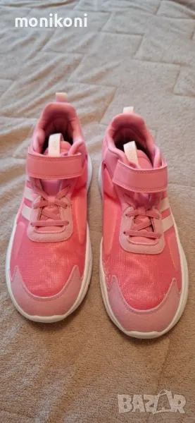 Дамски маратонки Adidas, снимка 1