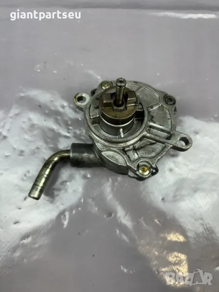 Вакуум Помпа за Мерцедес Mercedes-benz W203 A6112300065, снимка 1