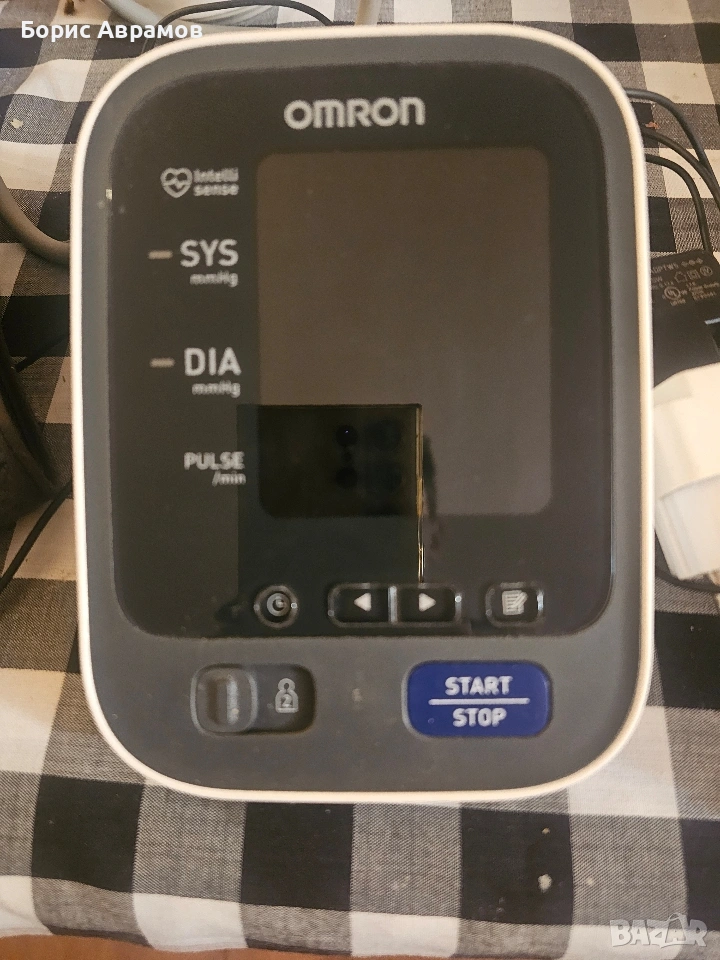 Апарат за кръвно налягане OMRON, снимка 1
