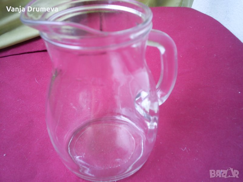 стъклена кана с маркировка от 80-те г. неизползвана, снимка 1