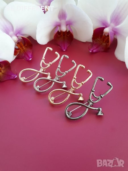 Брошки Лекар 4 см, снимка 1