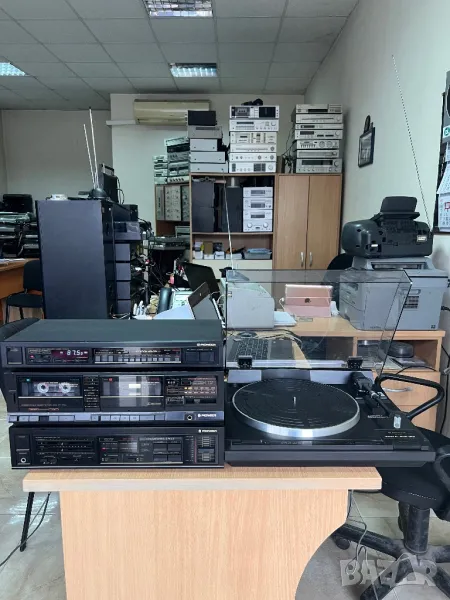 Pioneer , снимка 1