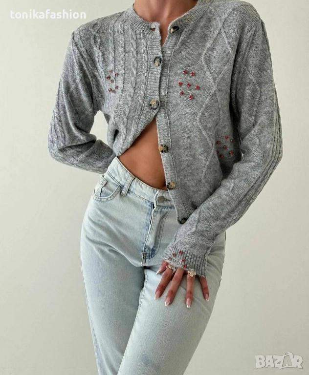 Мека сива жилетка , снимка 1