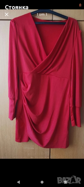 Червена рокля , снимка 1