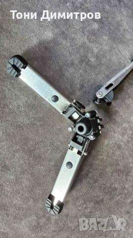 Manfrotto краче за монопод, резервни части, снимка 2 - Чанти, стативи, аксесоари - 48279570