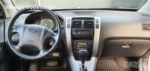 Hyundai Tucson 2.7 бензин/газ, 175к.с. 4WD, снимка 13 - Автомобили и джипове - 52838767