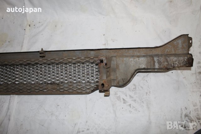 Предна решетка зад броня Митсубиши паджеро 2.8 128кс 98г Mitsubishi pajero 2.8 128hp 1998, снимка 4 - Части - 43313819