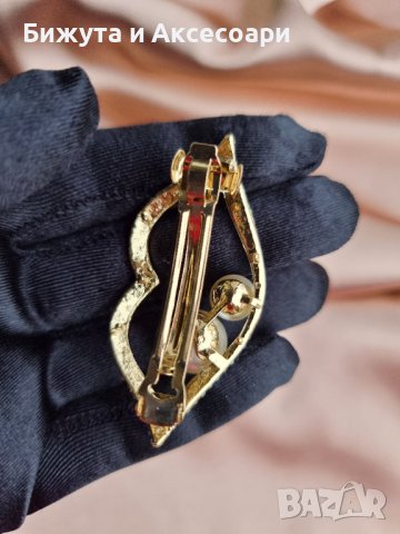 Официална метална шнола в златисто с кристали и перли и закопчаване с френски механизъм. , снимка 11 - Аксесоари за коса - 39300025