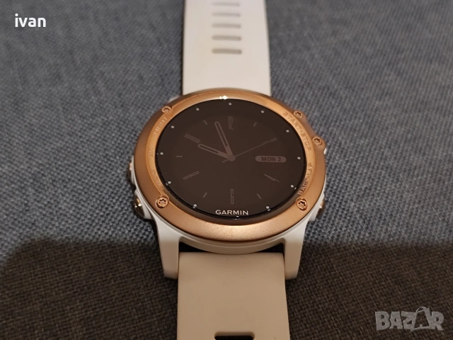 Garmin Fenix 3 Gold Sapphire Edition, снимка 3 - Смарт гривни - 53333077