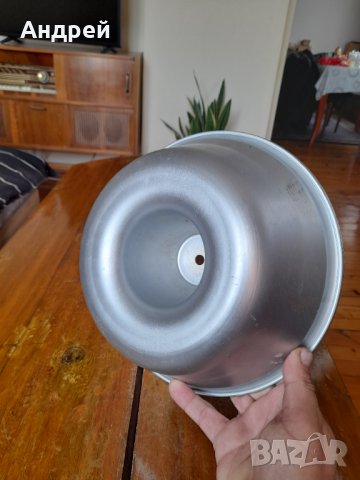 Стара алуминиева форма за кекс #7, снимка 6 - Други ценни предмети - 40460987