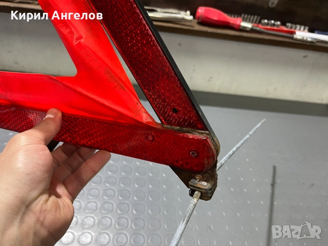 Оригинален триъгълник за BMW, снимка 8 - Аксесоари и консумативи - 52806481