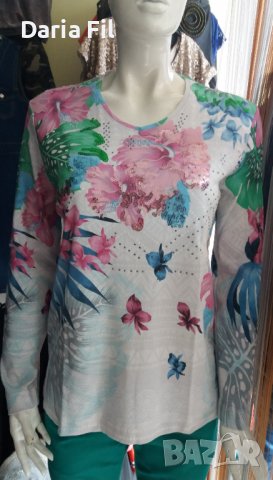 УНИКАЛНО КРАСИВА блуза на цветя с пайети , снимка 1 - Тениски - 40104378