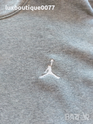 Чисто нов без етикет суичър Jordan essentials M, снимка 3 - Суичъри - 52248194