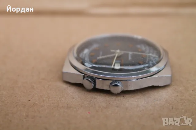 СССР мъжки часовник ''Ракета календар'' , снимка 15 - Мъжки - 49934000