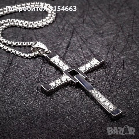 Колие с кръст 