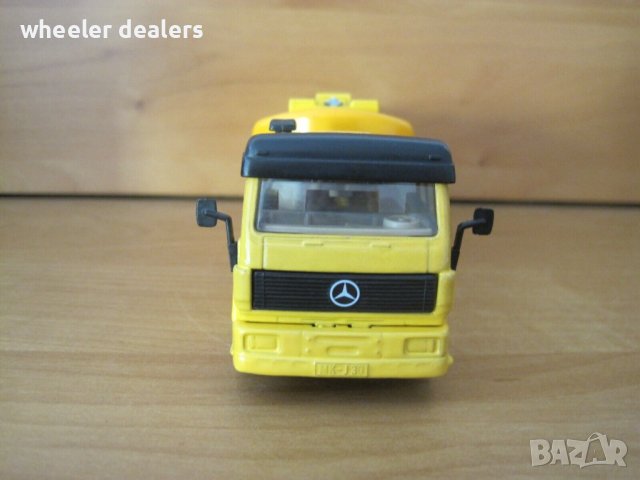 Метална количка-ТИР цистерна Mercedes-Benz Shell Siku 1:55, снимка 5 - Колекции - 39375912