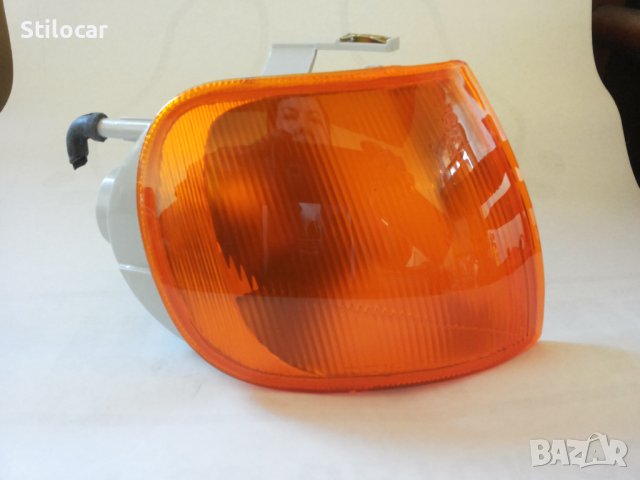 Мигач VW Polo 95-99г десен/нов/