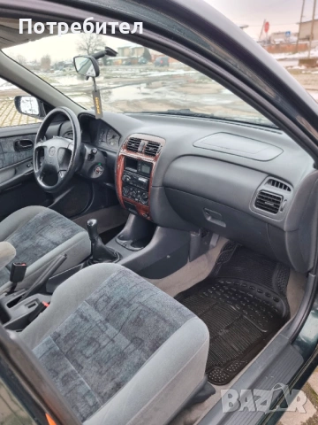 Mazda 626 1.8 LPG, снимка 4 - Автомобили и джипове - 53341429