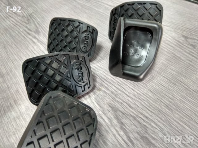 893721173A01C**NEU**AUDI**Покритие на педала (гумичка), спирачен педал, снимка 2 - Части - 32726297