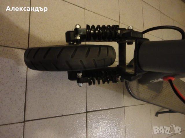 Тротинетка със задно и предно окачване XIAOMI PRO M 365 - 600 лв., снимка 9 - Велосипеди - 50579045