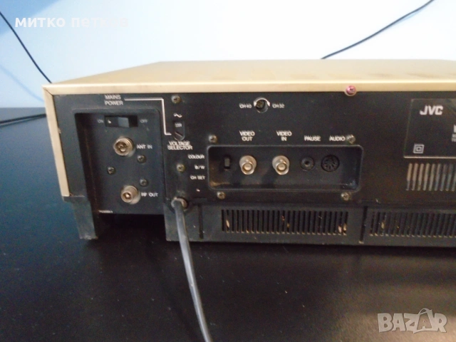 видео JVC hr-d120em, снимка 12 - Плейъри, домашно кино, прожектори - 53267320