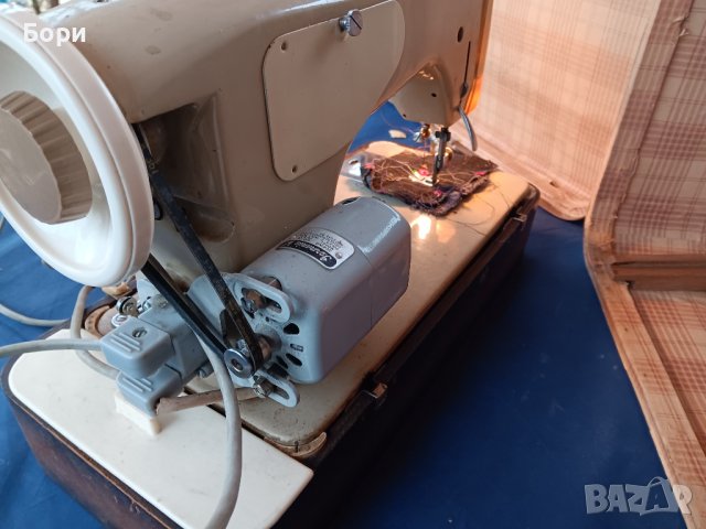 MERCEDES Шевна машина, снимка 9 - Шевни машини - 43354868