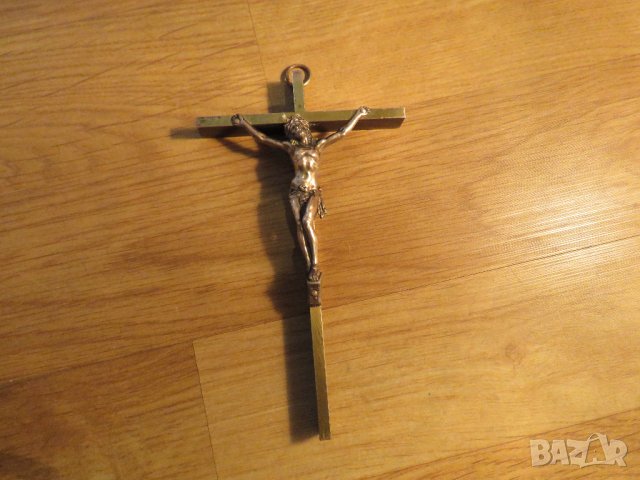 Малък  стар бронзов кръст, разпятие Исус Христос 13 х 8 см 