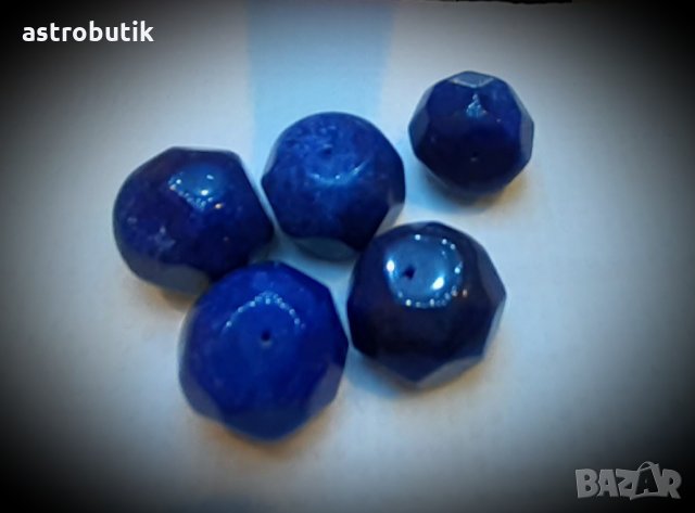 Мъниста естествен сапфир