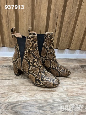 Дамски боти НМ