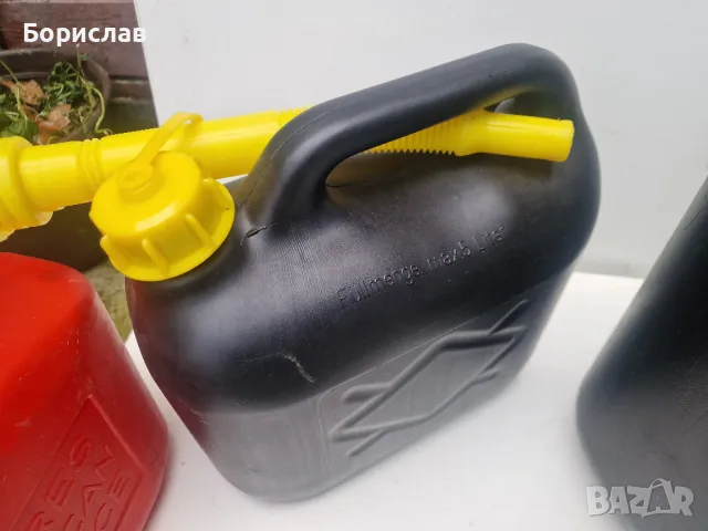 Пластмасови туби за гориво - 5 л. и 10 л., снимка 2 - Аксесоари и консумативи - 48637677