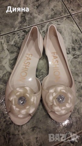 Бели силиконови сандалки, снимка 3 - Сандали - 33543475